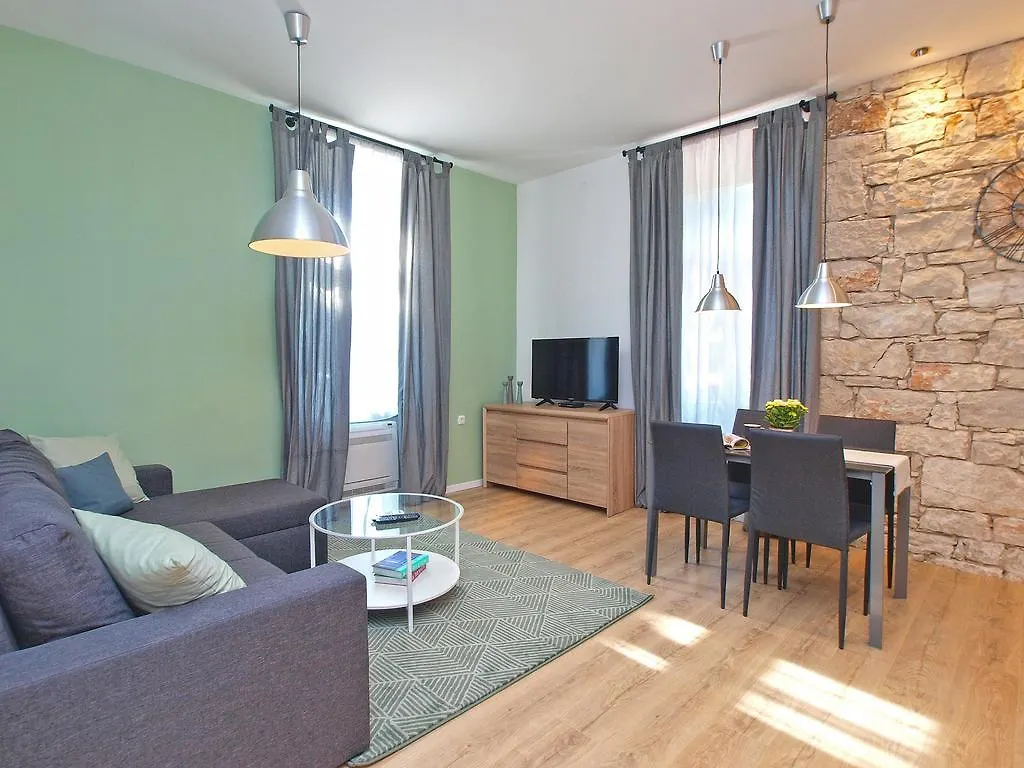 Apartments City Park 1472 Pula