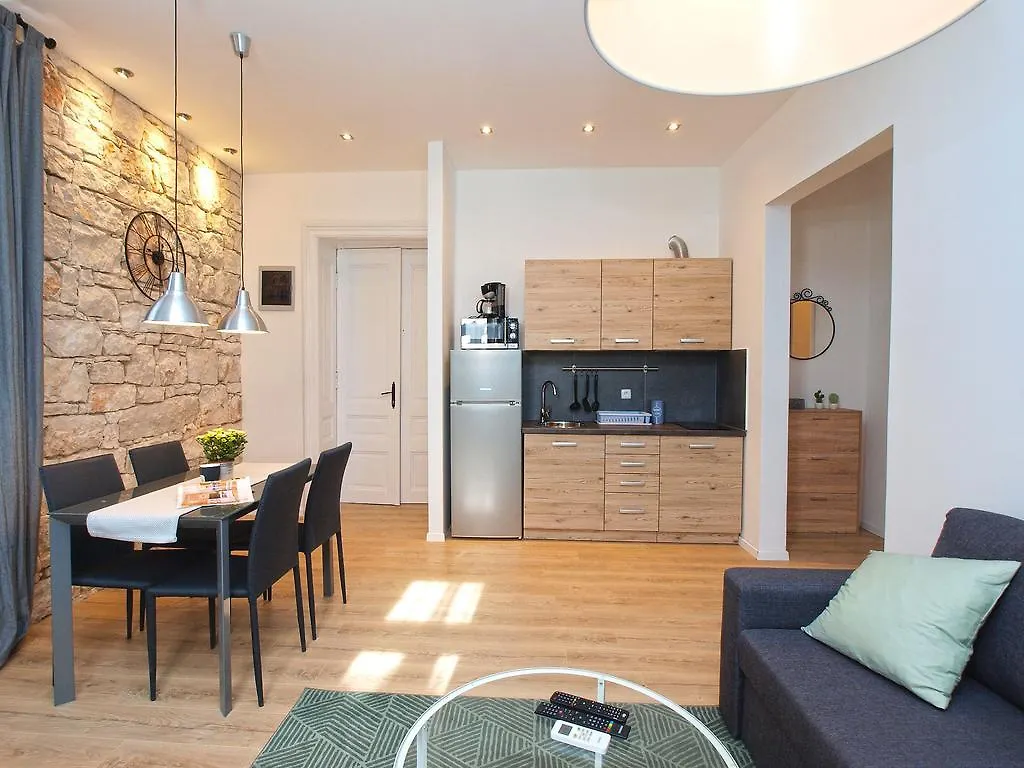 Apartments City Park 1472 Pula Croatia