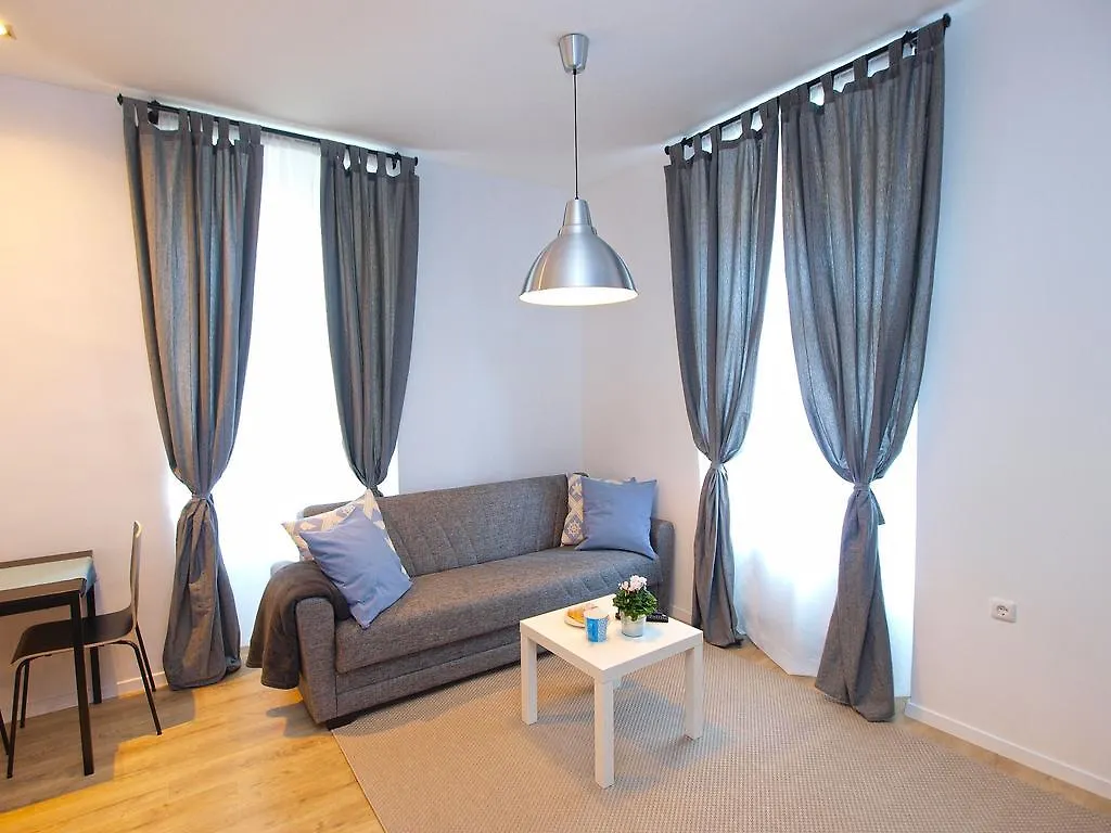 Apartments City Park 1472 Pula
