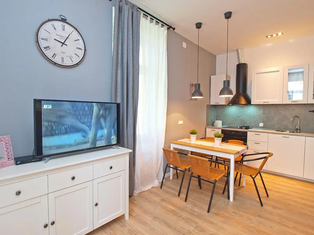 Apartments City Park 1472 Pula