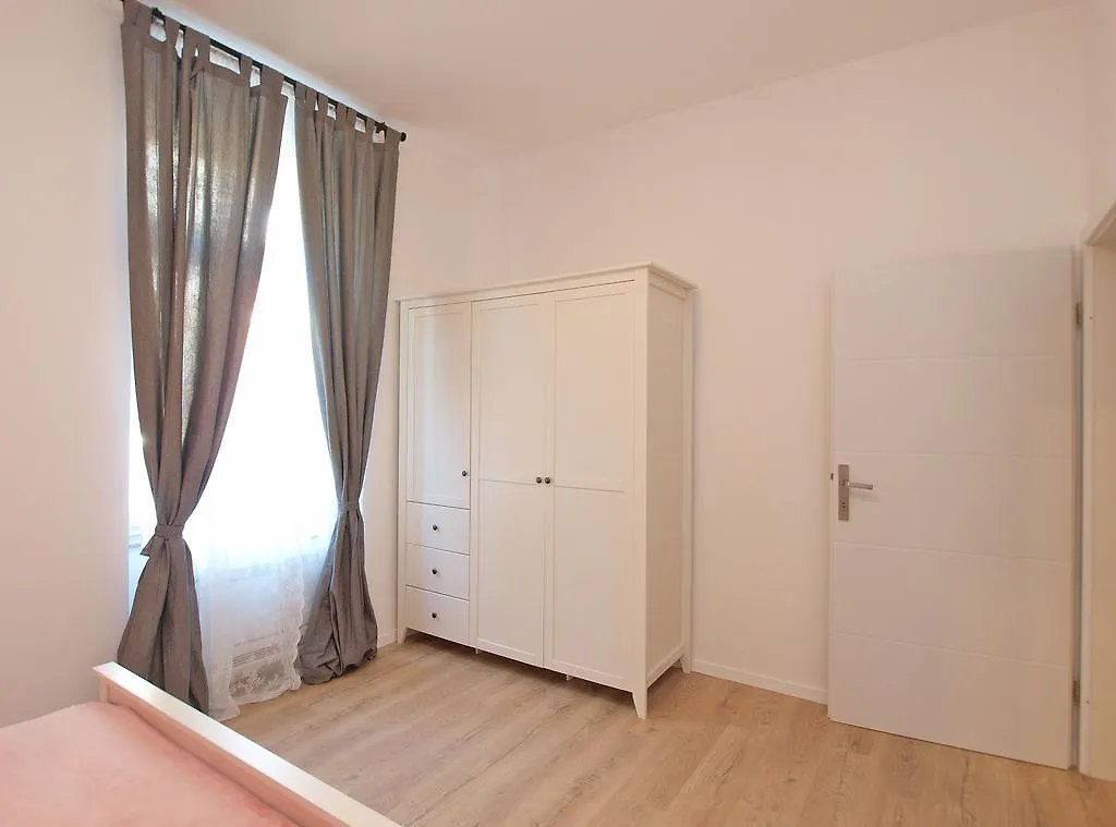 Apartments City Park 1472 Pula