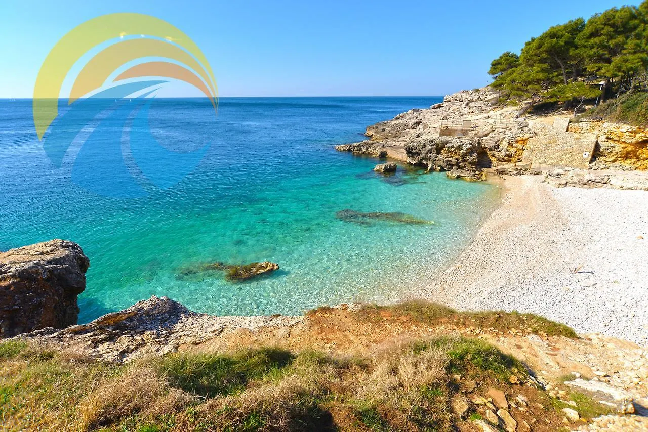 Apartments City Park 1472 Pula 0*,  Croatia