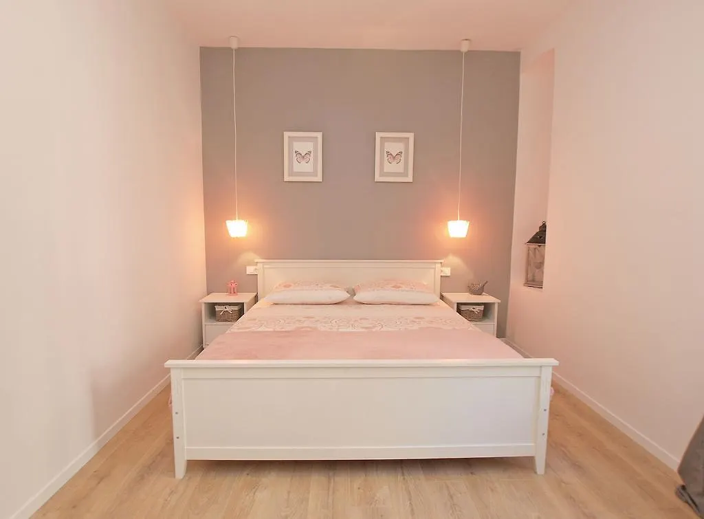 Apartments City Park 1472 Pula